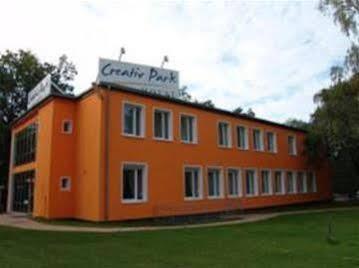 Creativ Park Hotel Nuremberg Bagian luar foto